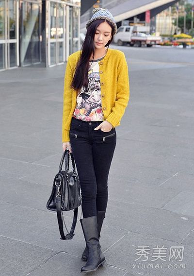 白领简约搭配:<em>开衫外套</em>小脚裤短靴