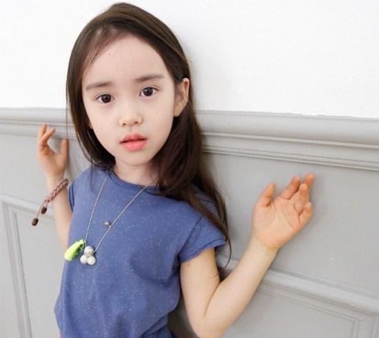 韩国小萝莉气场不输Rain 一颗好泡菜