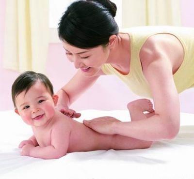 宝宝皮肤天天保湿的小方法护肤品别经常换