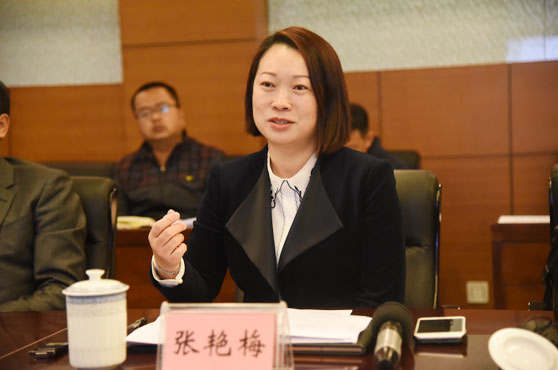红河州旅游发展委员会主任张艳梅接受专访.