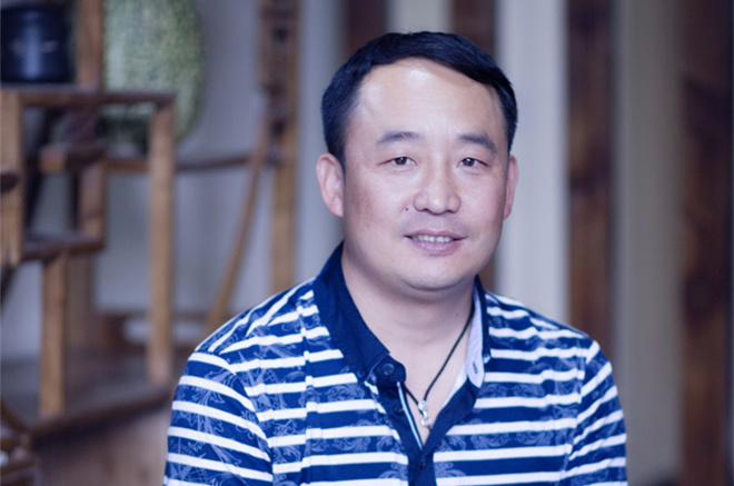 过鹏儒:在创业中传承非物质文化遗产