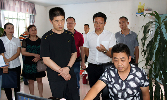 新华网             王宇                     云南省纪委副书记