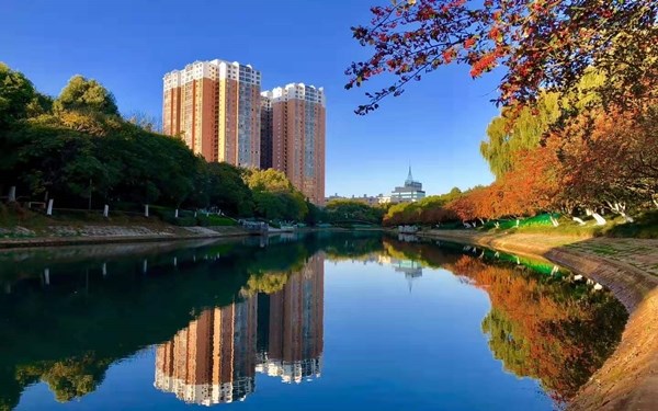 昆明:"美丽县城"建设 扮靓家乡惠及群众