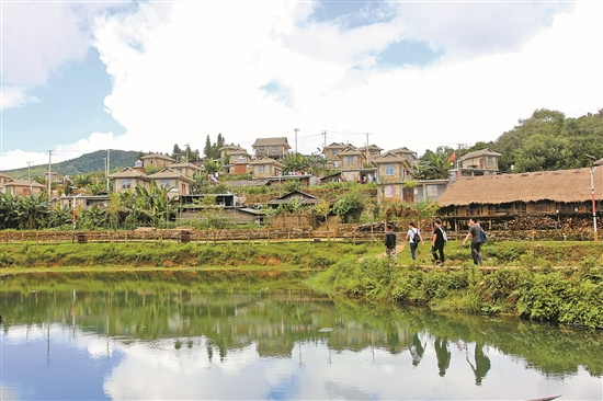 西盟县马散村永俄寨：打造特色村寨 带火生态旅游