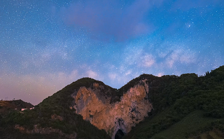 唯美！延時攝影看雲南蒙自璀璨星空