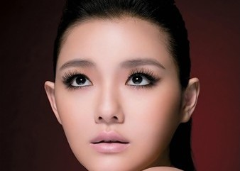 明星难以启齿的生理缺陷 郭敬明身高成谜