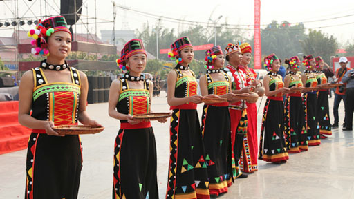 [新华专题]中国云县第十届澜沧江啤酒狂欢节