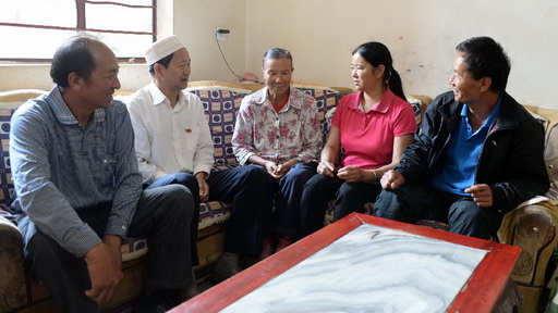 用心铺就民族团结发展路——记云南武定西和村党总支书记聂开