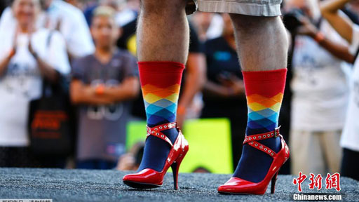 黄晓明baby洛杉矶合体 网友:baby快嫁了吧