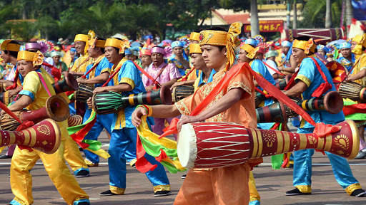 西双版纳州首届象脚鼓舞及民族文化大展演