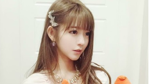 韩国女孩Yurisa再发美照 逆天颜值引热议